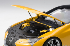1/18 AUTOART - LEXUS - LC500 COUPE 2016