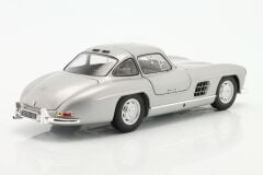 MINICHAMPS MERCEDES BENZ 300SL W198