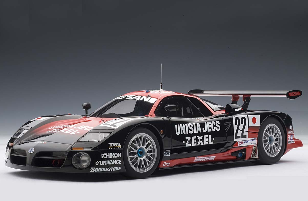 1/18 AUTOART - NISSAN - R390 GT1 3.5L TURBO V8 TEAM NISSAN MOTORSPORT N 22 24h LE MANS 1997 A.SUZUKI - R.PATRESE - E.VAN DE POELE