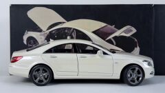 1/18 NOREV - MERCEDES BENZ - CLS-CLASS 350CGi 2010