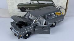1:18 Minichamps Opel Rekord P1 Caravan german postal service dark green