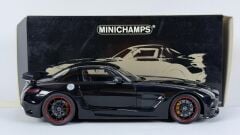 1/18 MINICHAMPS - MERCEDES BENZ - SLS COUPE 6.3 AMG BLACK SERIES 2013