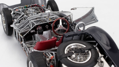 1/18 CMC - MASERATI - TIPO 60/61 SPIDER BIRDCAGE CGS25 CUT-OFF 1960 - CON VETRINA - WITH SHOWCASE