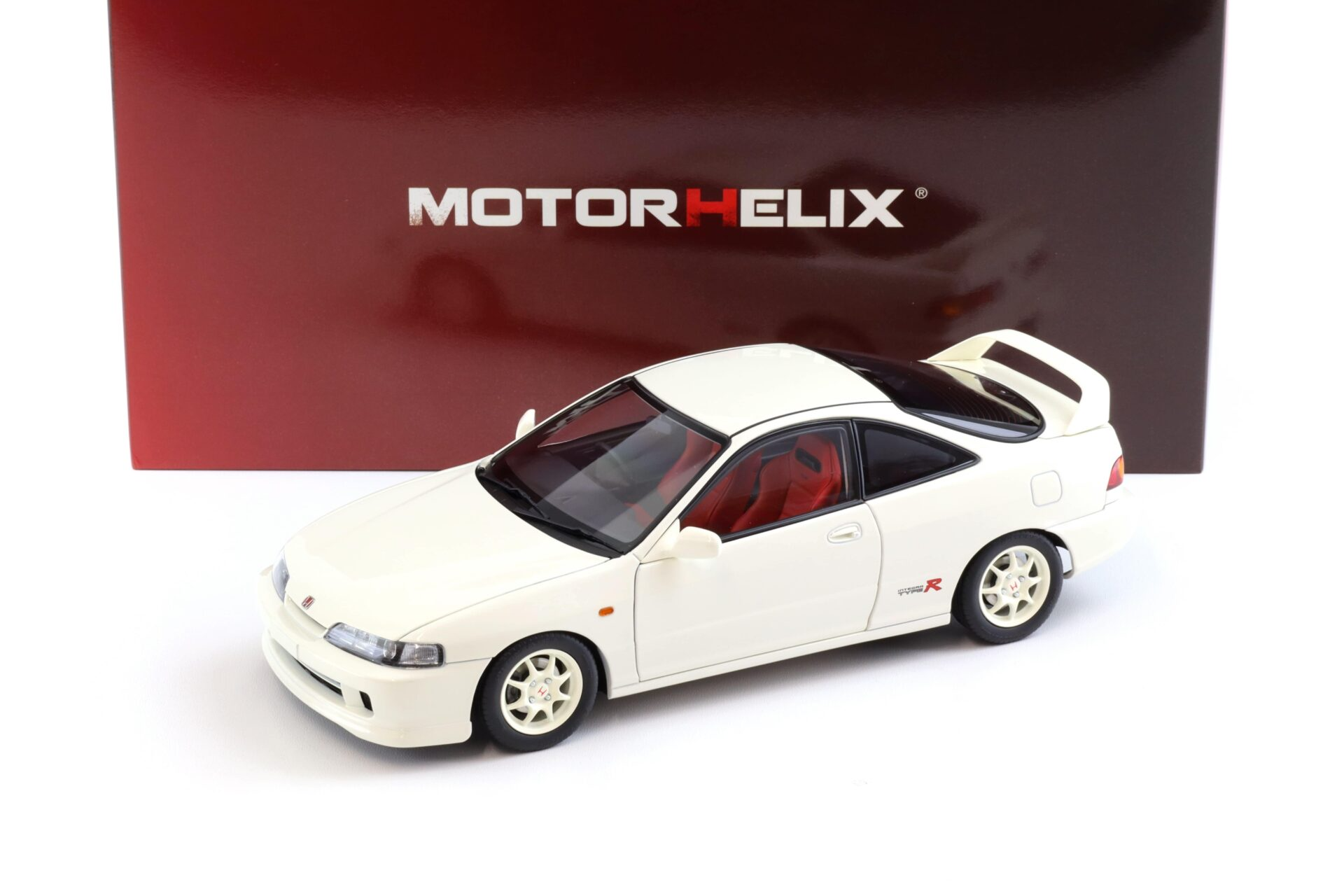1/18 MOTORHELIX - HONDA - INTEGRA TYPE-R (DC2) 1997