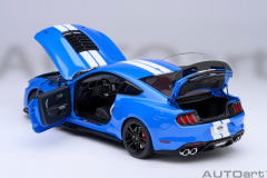 1/18 AUTOart Ford Mustang Shelby GT500 (Grabber Blue)