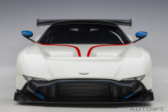 1/18 AUTOart Aston Martin Vulcan (Stratus White) with Red and Blue stripes