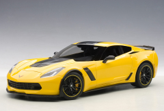 1/18 AUTOart Chevrolet Corvette C7 Z06 C7R Edition (Corvette Racing Yellow) - 71260