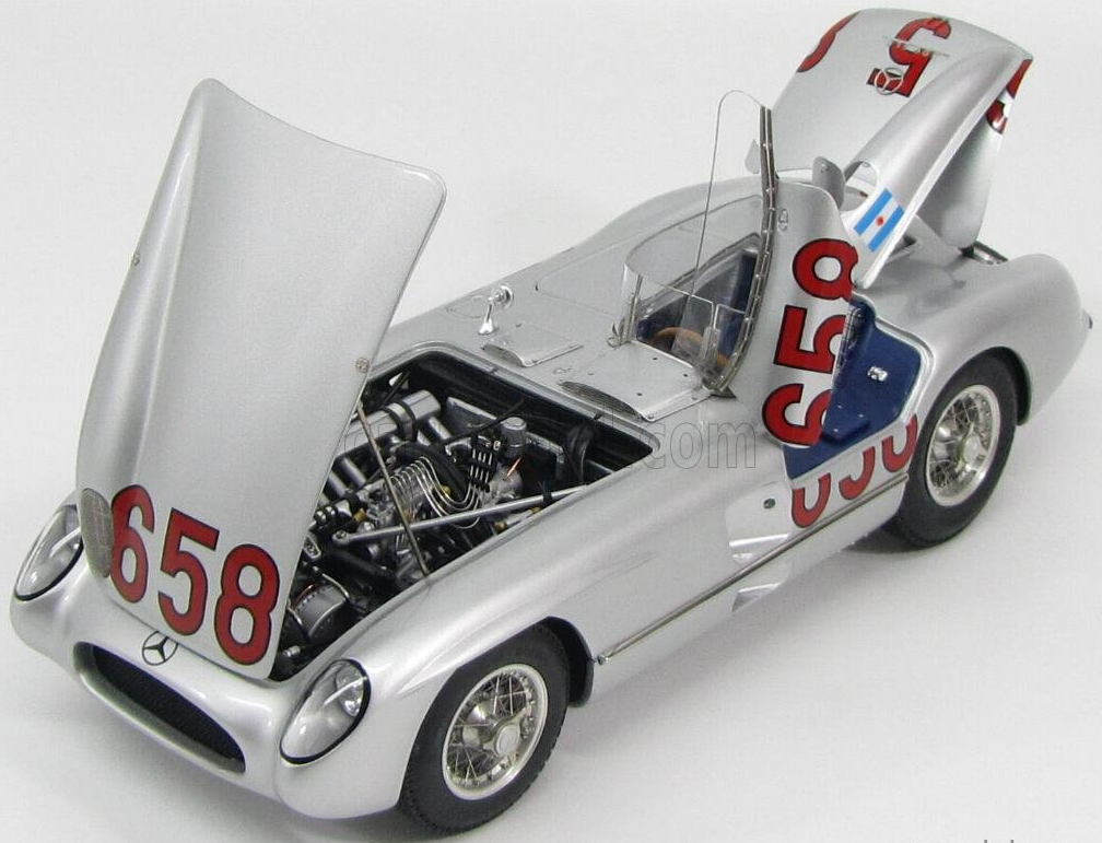 1/18 CMC - MERCEDES BENZ - 300SLR SPIDER N 658 2nd MILLE MIGLIA 1955 J.M.FANGIO