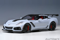 1/18 AUTOart Chevrolet Corvette C7 ZR1 (Ceramic Matrix Grey Metallic) - 71277