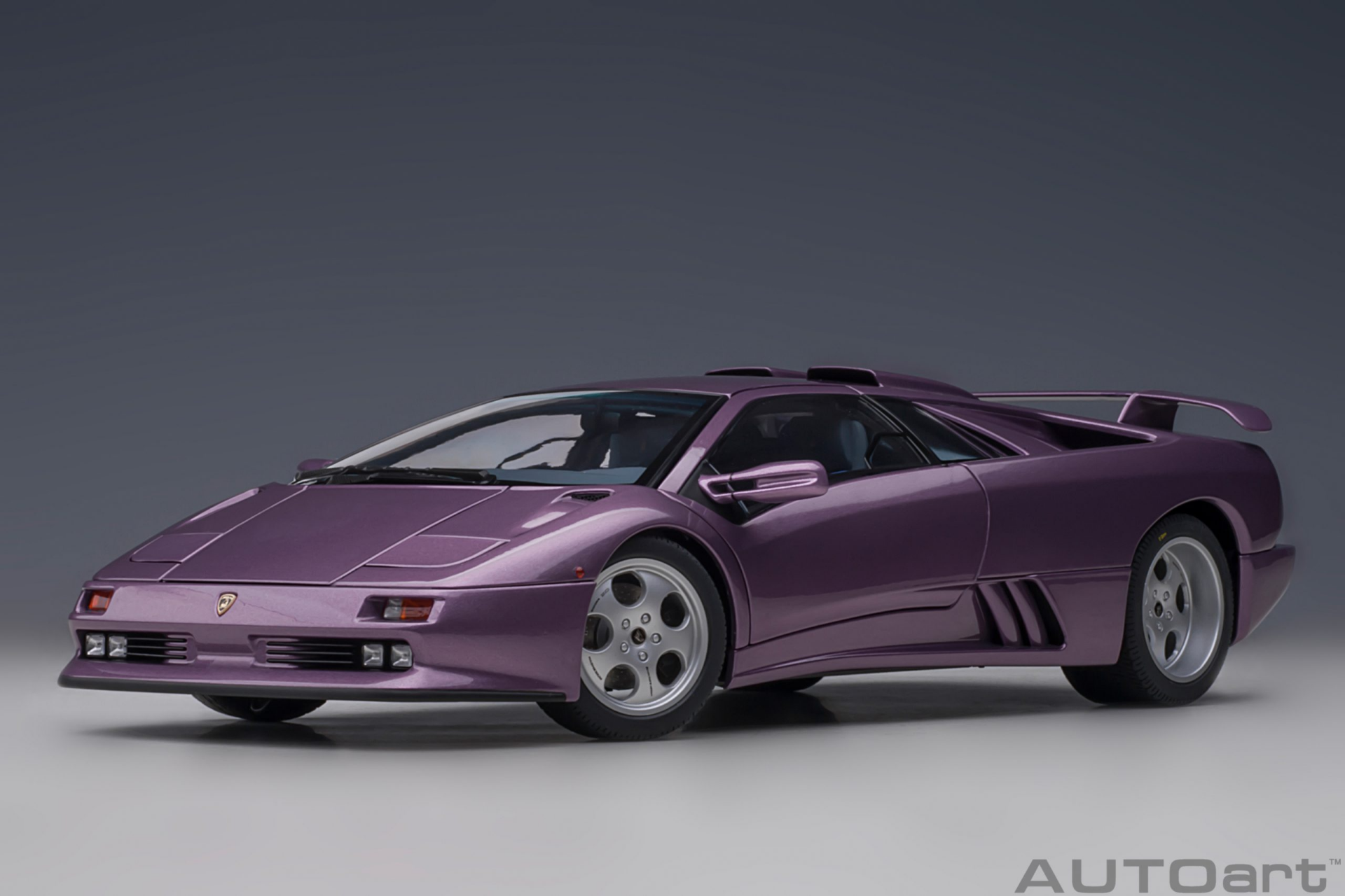 1/18 AUTOart Lamborghini Diablo SE JOTA (Viola SE30)