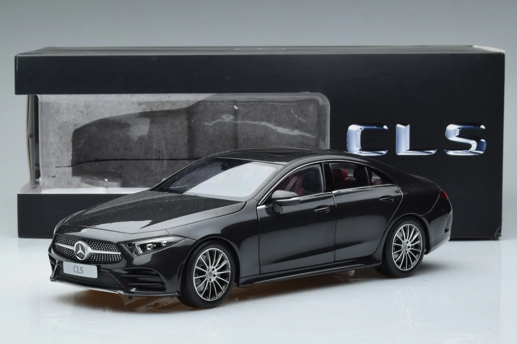 1/18 NOREV - MERCEDES BENZ - CLS-CLASS COUPE (C257) 2018