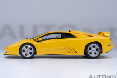 1/18 AUTOart Lamborghini Diablo SE JOTA (Superfly Yellow)
