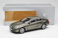 1/18 NOREV - MERCEDES BENZ - E-CLASS COUPE (C207) 2009