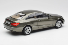 1/18 NOREV - MERCEDES BENZ - E-CLASS COUPE (C207) 2009