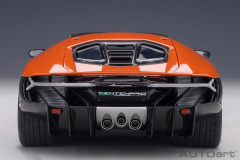 1/18 AUTOart Lamborghini Centenario (Arancio Argos)