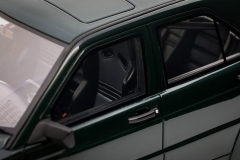 Ön Sipariş - 1/18 OTTO MERCEDES 190E RAUH-Welt Republik RWR 190E 2.5-16 Porsche racing green Metallic 22G 2025 - OT1252