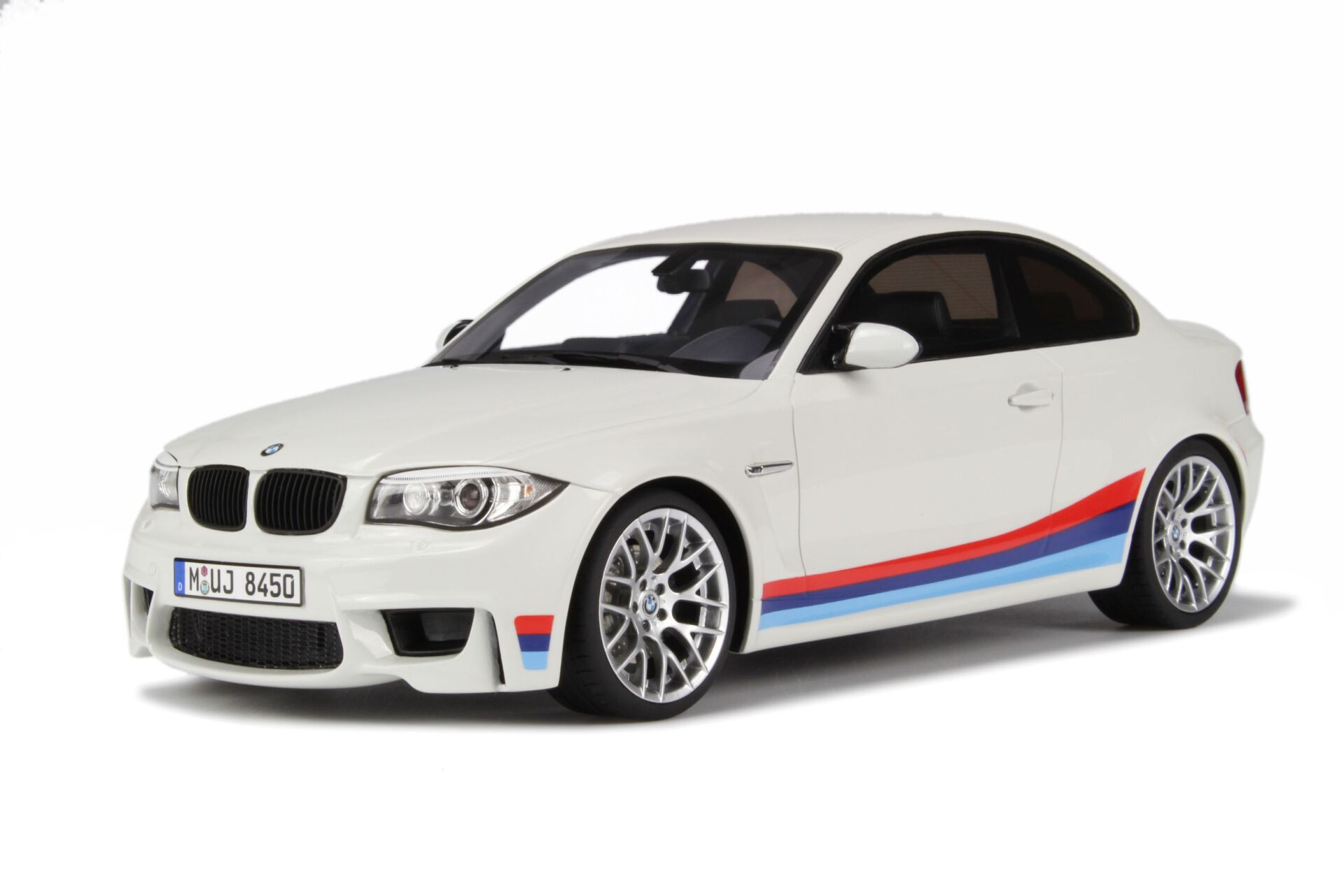 1/18 GT-SPIRIT - BMW - 1-SERIES M1 COUPE E82 MOTORSPORT 2011