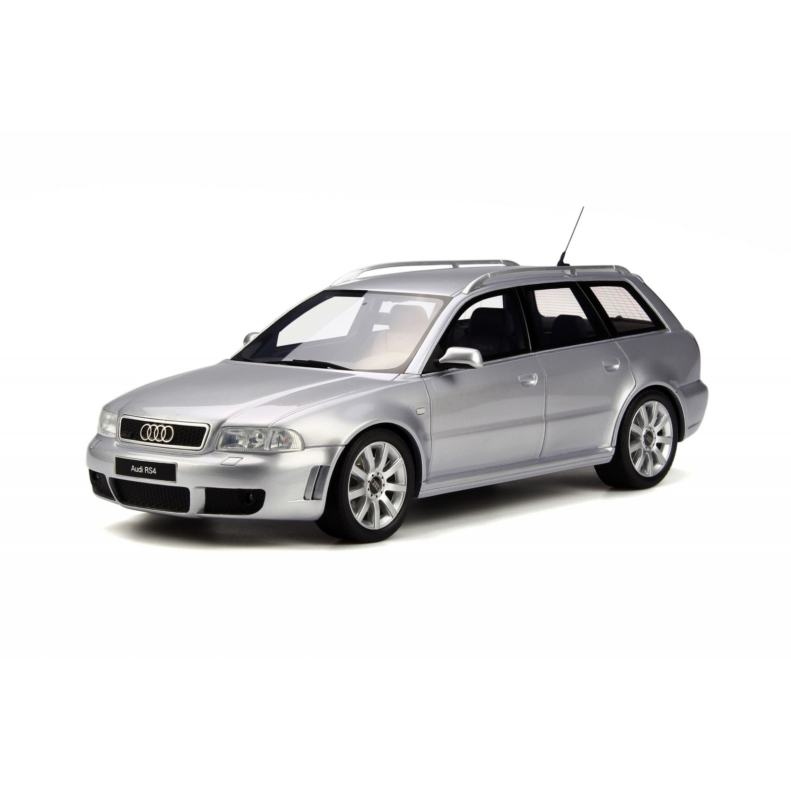 1/18 OTTO-MOBILE - AUDI - A4 RS4 B5 2000