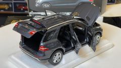 MINICHAMPS - MERCEDES BENZ - M-CLASS ML 2011