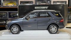 MINICHAMPS - MERCEDES BENZ - M-CLASS ML 2011