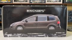 MINICHAMPS - VOLKSWAGEN - SHARAN 2010