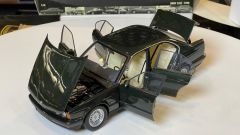 MINICHAMPS - BMW - 5-SERIES 535i (E34) 1988