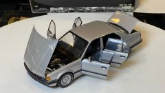 MINICHAMPS - BMW - 7-SERIES 730i (E32) 1986