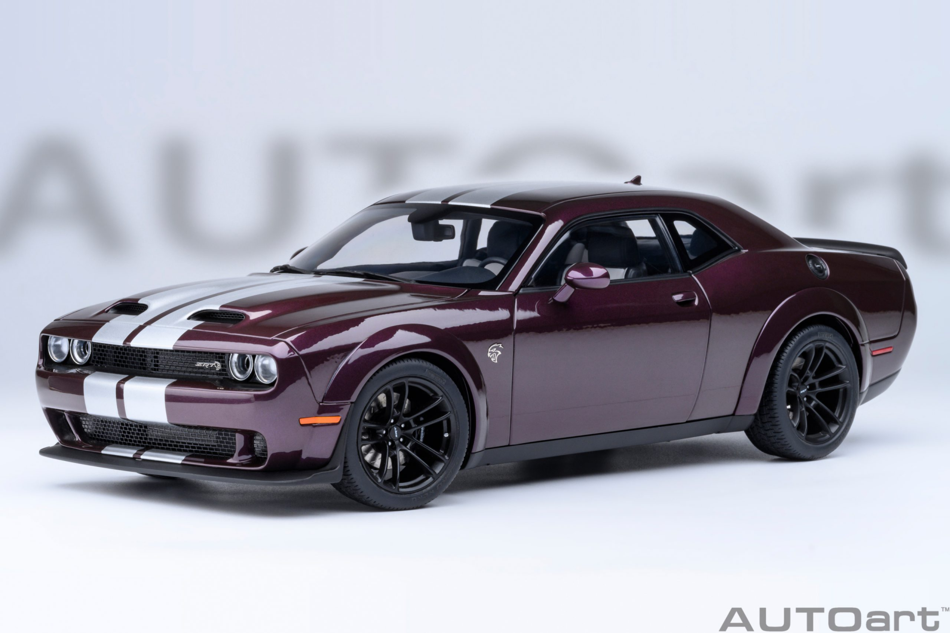 1/18 AUTOart Dodge Challenger SRT Jailbreak 2022 (Hellraisin) - 71762