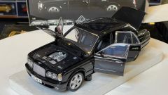 MINICHAMPS - BENTLEY - ARNAGE T 2002