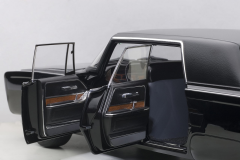 1/18 AUTOart Black Beauty “Green Hornet” - 71546