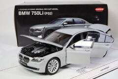 1/18 KYOSHO - BMW - 7-SERIES 750Li (F02) 2009