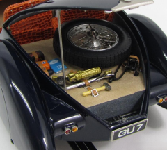 1/18 CMC - BUGATTI - 57SC CORSICA ROADSTER 1938 - AWARD WINNING VERSION