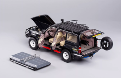 NZG - TOYOTA - LAND CRUISER J8 WITH ROOF PACK 1990