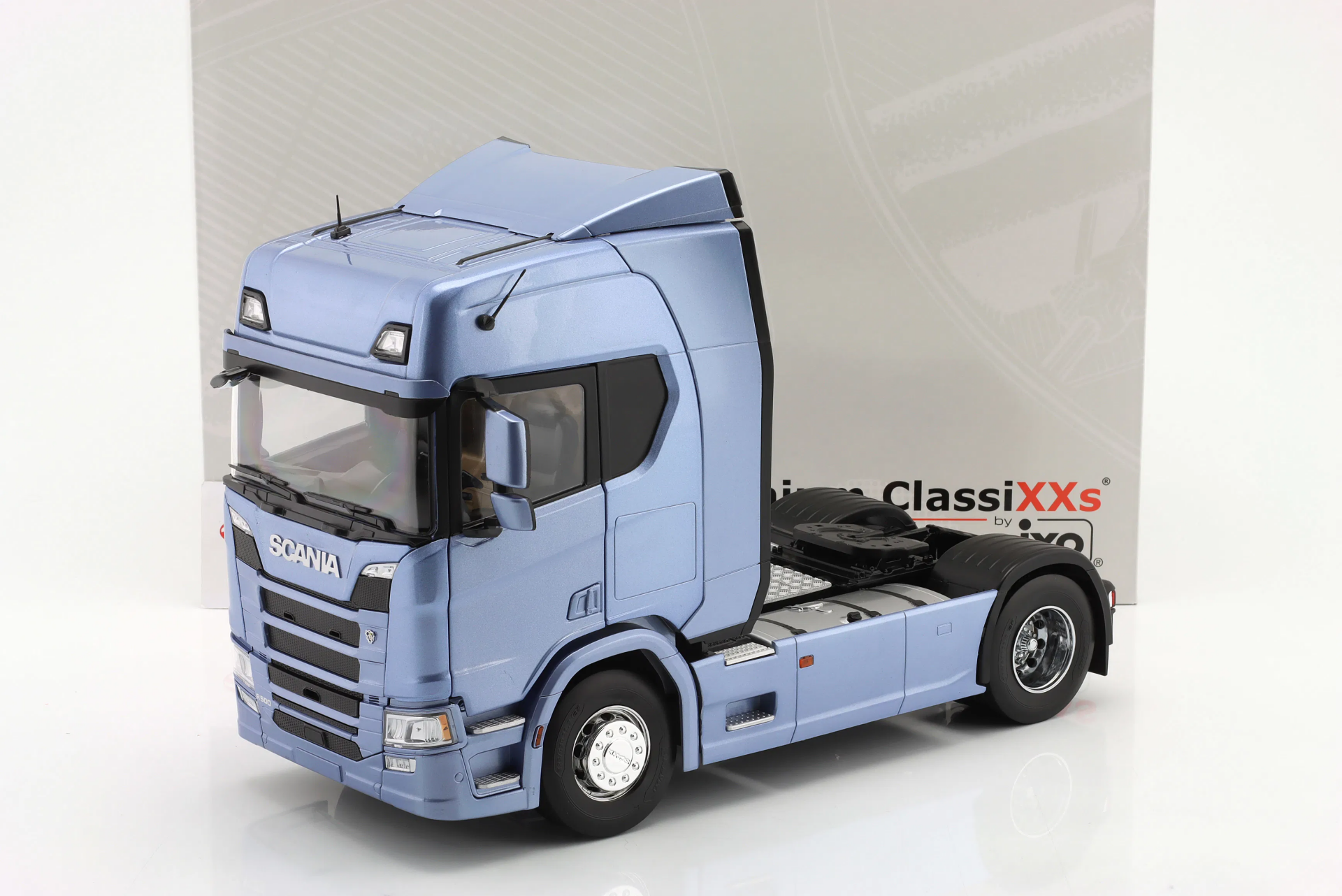 1/18 Premium ClassiXXs Scania R series R500 SZM 2019 light blue metallic - PCL30217