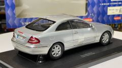 KYOSHO - MERCEDES BENZ - CLK-CLASS 240 2002
