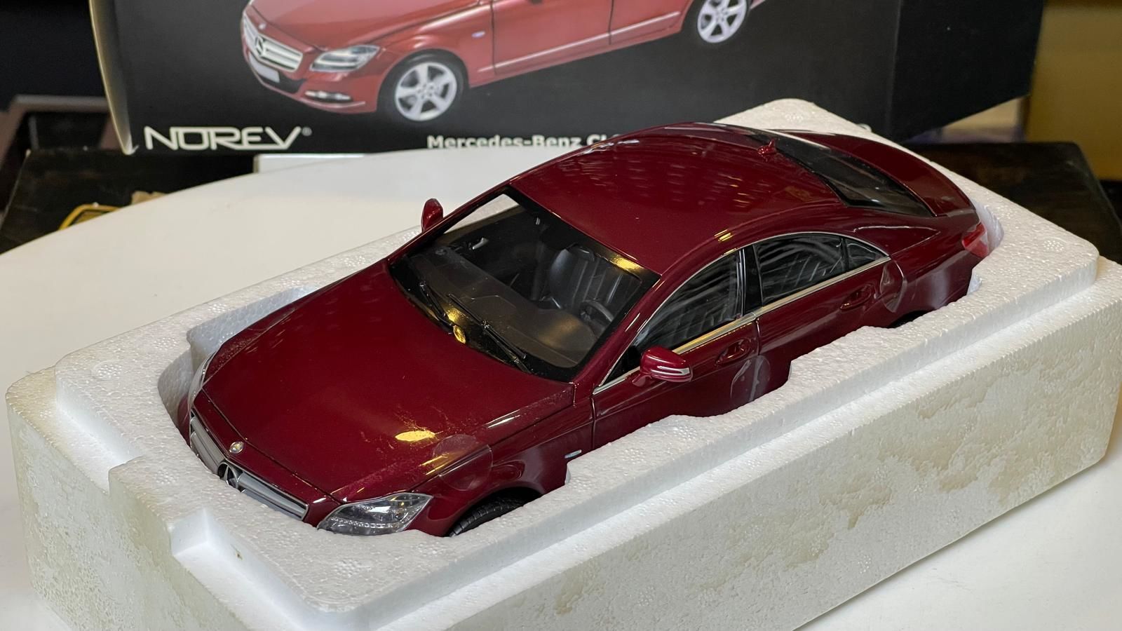 NOREV - MERCEDES BENZ - CLS-CLASS 350CGi 2010