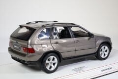 1/18 KYOSHO - BMW X5 4.4İ FACELIFT 2005