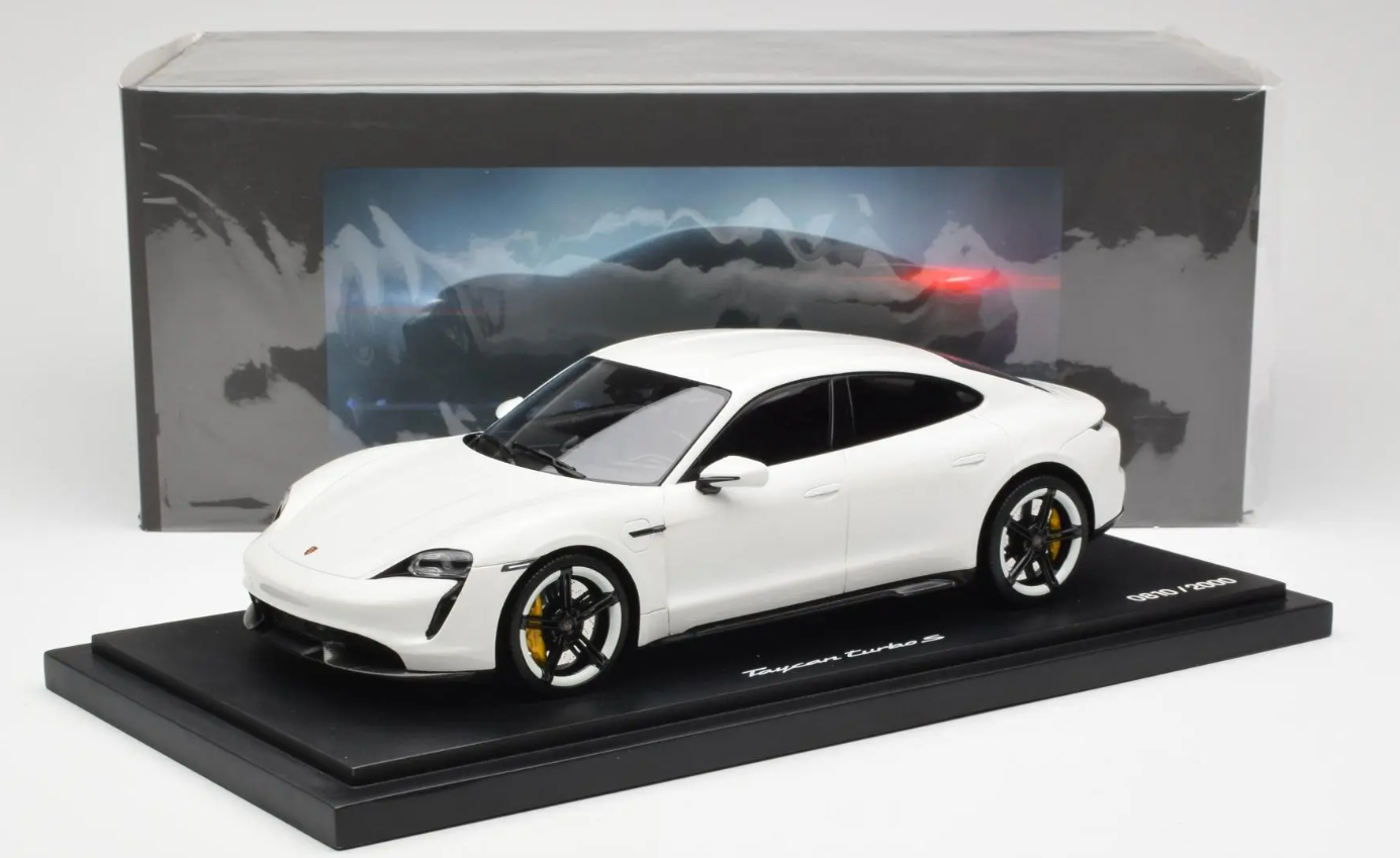 SPARK-MODEL - PORSCHE - TAYCAN TURBO S
