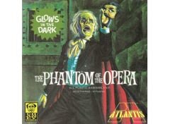 1/8 Phantom of the Opera Glow in the Dark figure, plastic modelkit