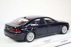 1/18 KYOSHO - BMW 7 SERIES LONG 760Lİ
