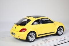 1/18 KYOSHO - VOLKSWAGEN - BEETLE 2012