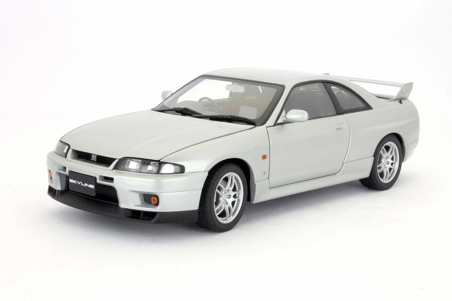 AUTOART - NISSAN - SKYLINE GT-R R33 V-SPEC