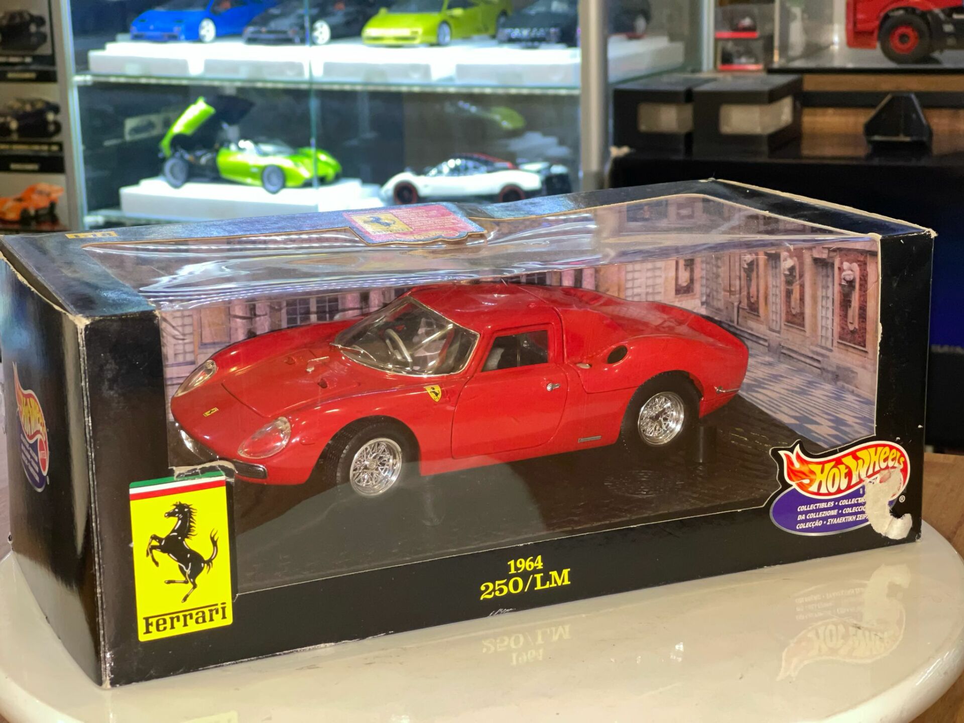 Hot Wheels 1:18 Ferrari 250/LM 1964 – Miniature De Collection, état D'occasion