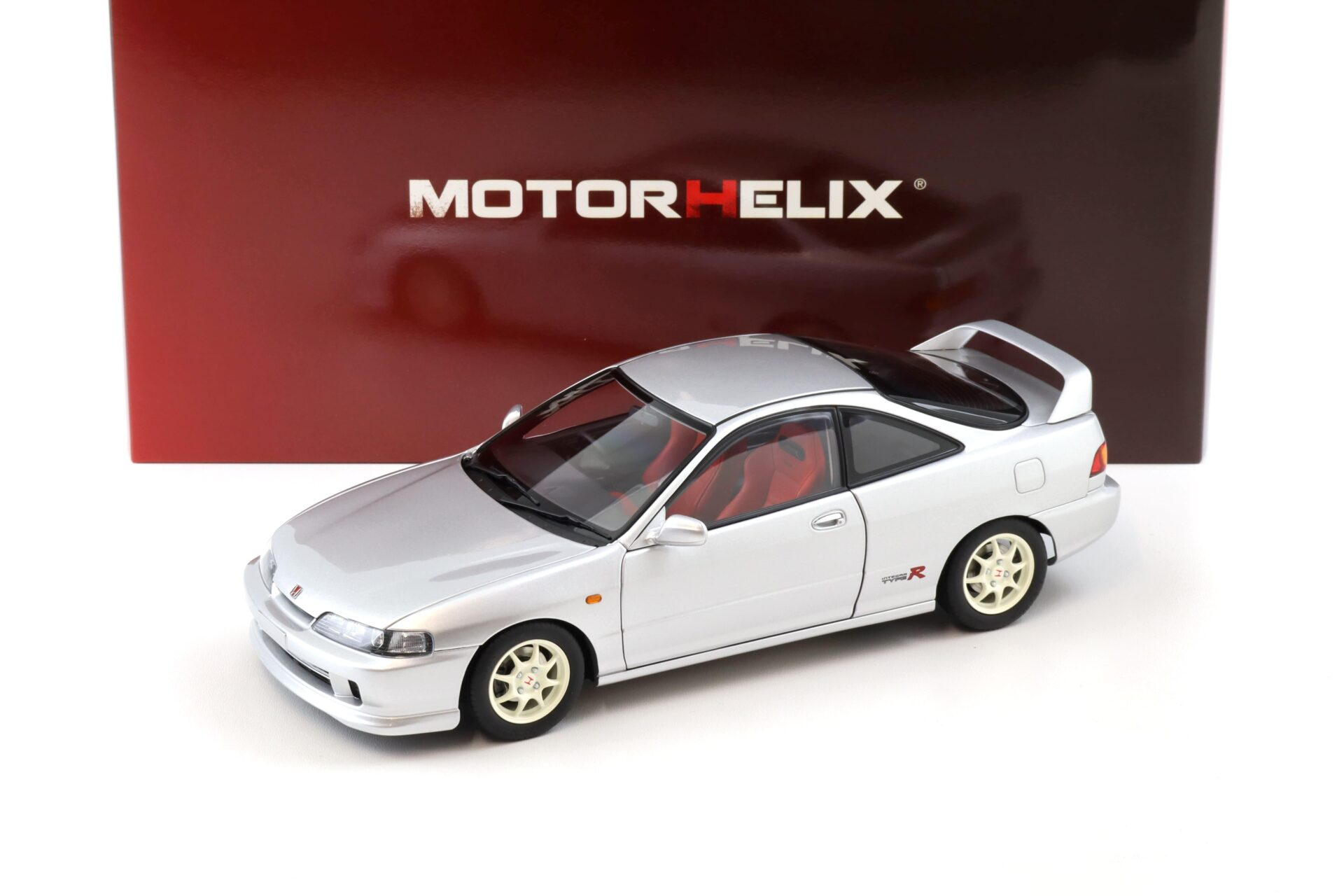 1/18 MOTORHELIX - HONDA - INTEGRA TYPE-R (DC2) 1997