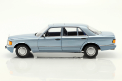 1/18 NOREV Mercedes-Benz 560 SEL (W126) year 1991 pearl blue metallic