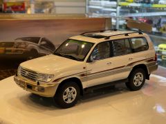 PAUDİ - TOYOTA LAND CRUİSER LC100