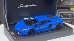MR-MODELS LAMBORGHINI AVENTADOR LP-700