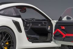 AUTOART PORSCHE 991-2 GT2 RS WEISSACH 2019