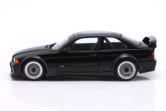 Ön Sipariş - 1/18 WERK83 BMW M3 E36 GTR Plain Body Version black - W18051002