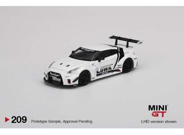 2020 LB Works Silhouette Works GT Nissan 35GT-RR ver.II, yellow/black